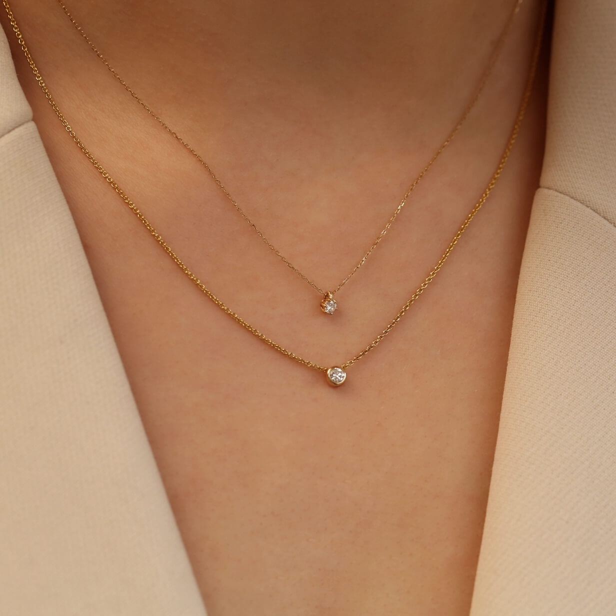 minimalistische 14 karaat geelgouden ketting met diamant